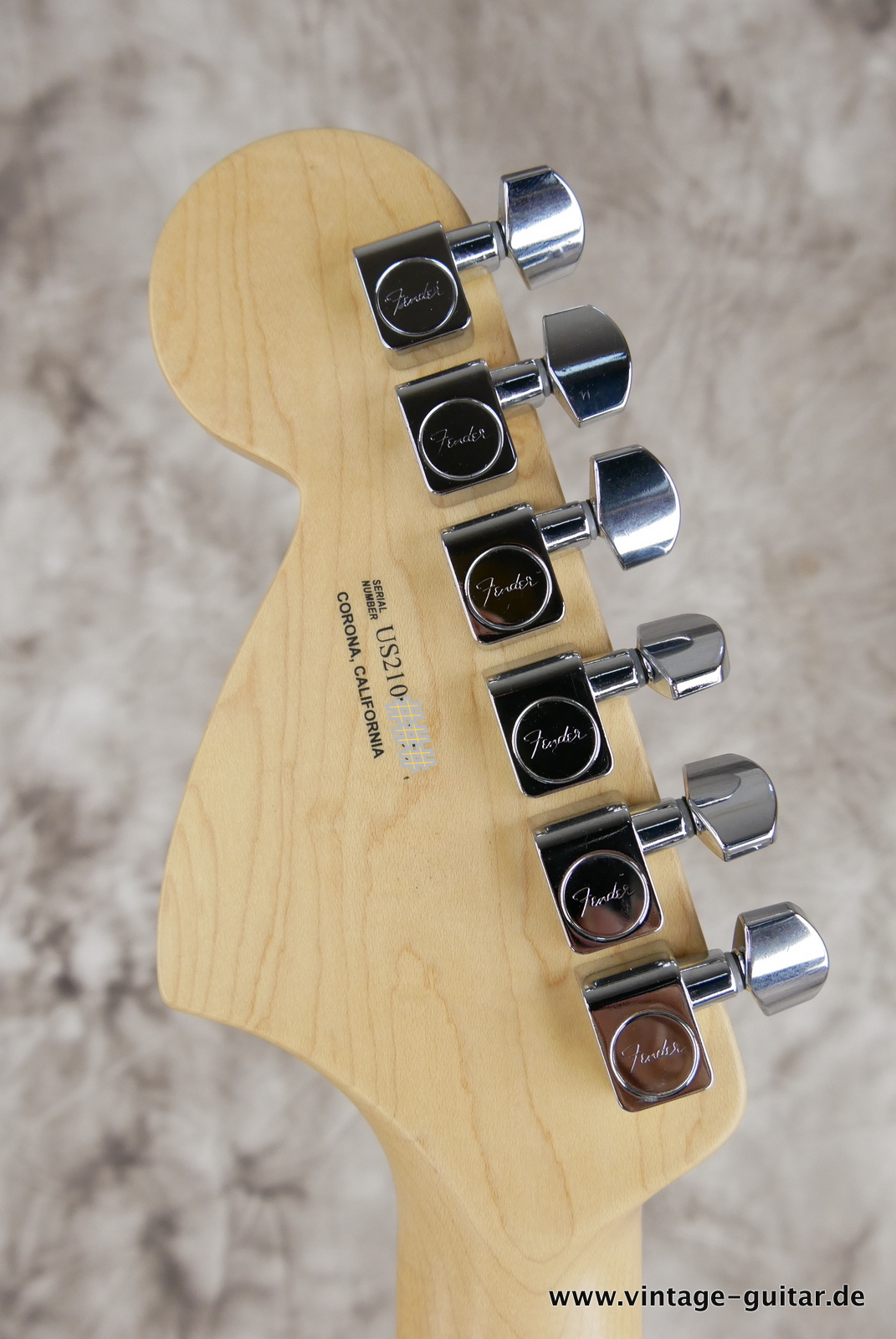 Fender_Stratocaster_built_from_parts_US_neck_ silver_sparkle_2021-010.JPG